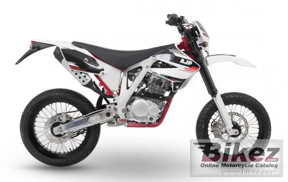 AJP PR3 Supermoto 240