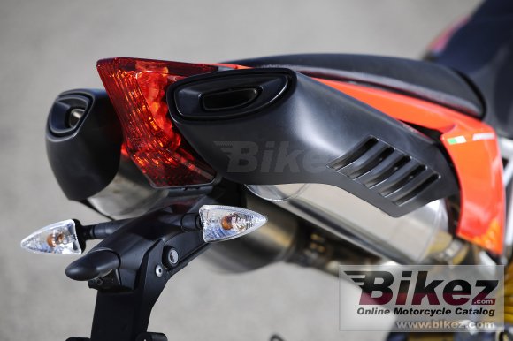 Aprilia Dorsoduro 1200 ABS