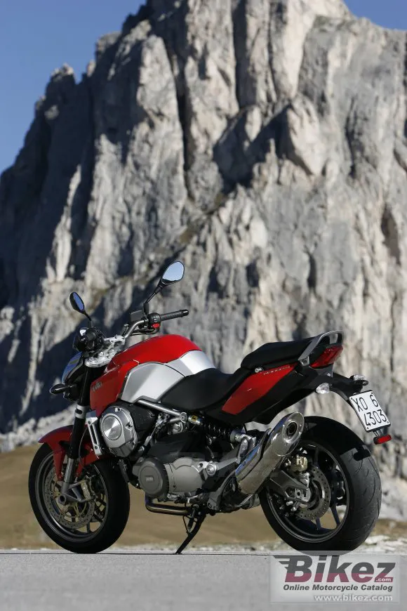 Aprilia Mana 850