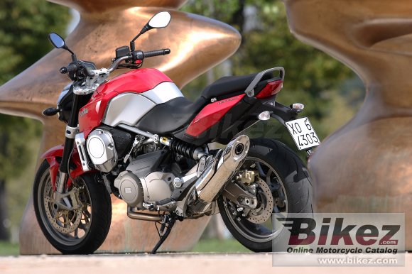 Aprilia Mana 850