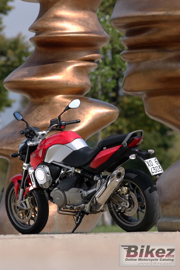 Aprilia Mana 850