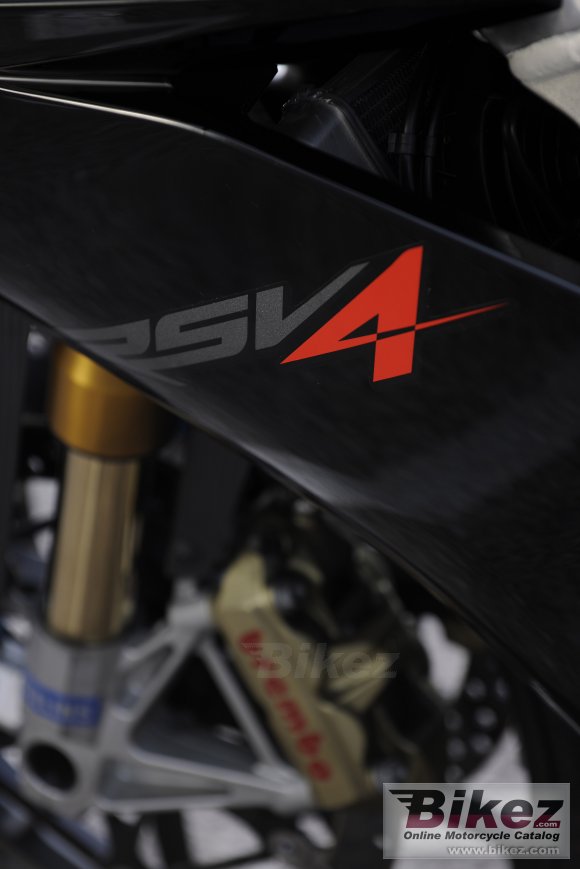 Aprilia RSV4 Factory