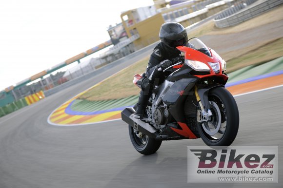 Aprilia RSV4 Factory