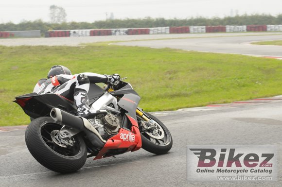 Aprilia RSV4 Factory APRC ABS