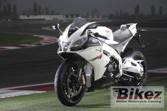 Aprilia RSV4 R