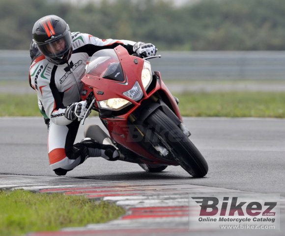 Aprilia RSV4 R ABS