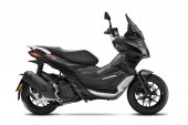 Aprilia_SR_GT_200_2025