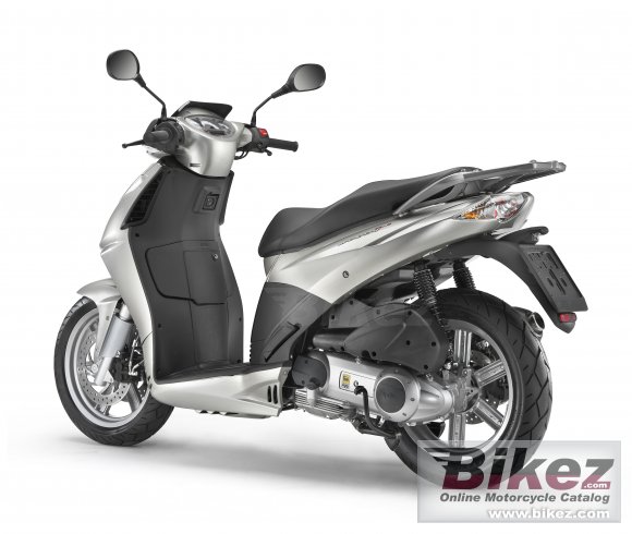 Aprilia SportCity Cube 300