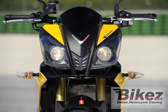 Aprilia Tuono V4 R