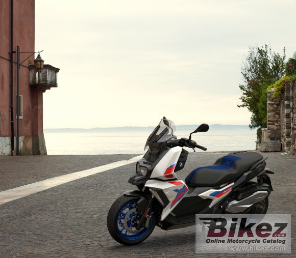 BMW C400X