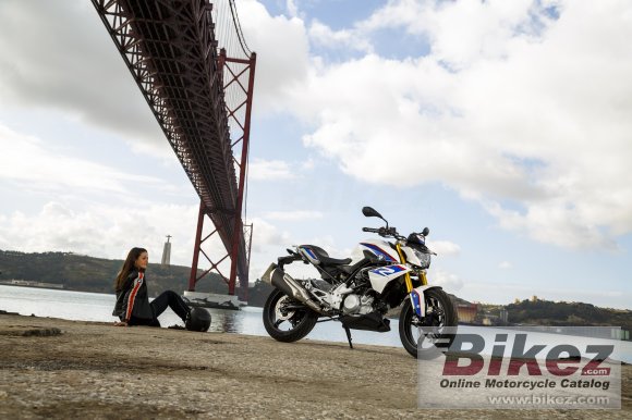 BMW G 310 R