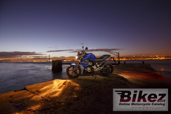 BMW G 310 R