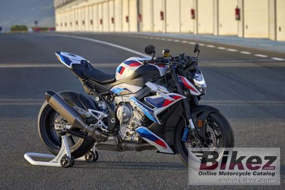 BMW M 1000 R