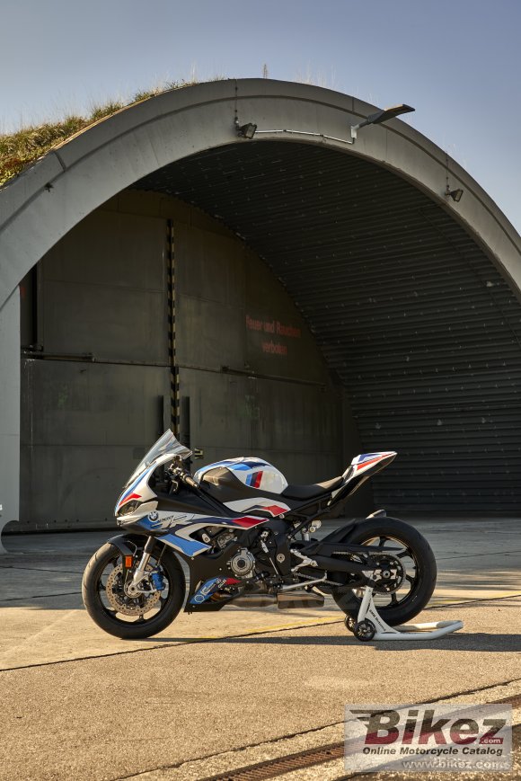 BMW M 1000 RR