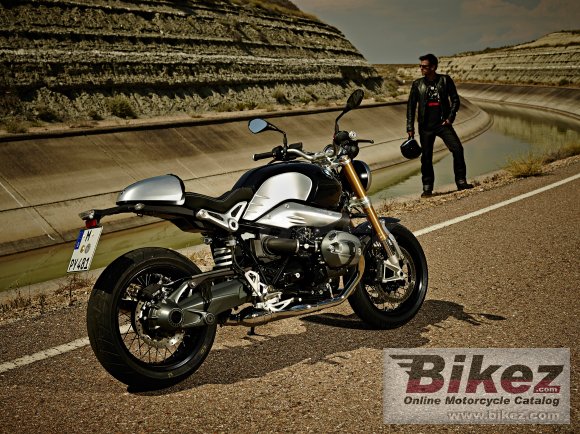 BMW R nine T