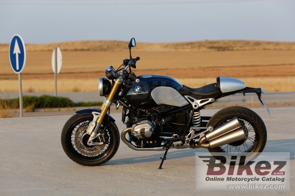 BMW R nine T