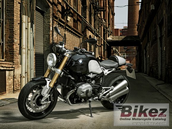 BMW R nine T