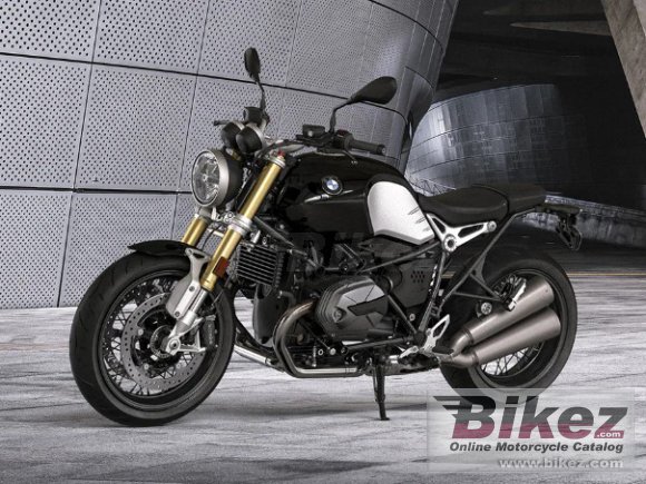 BMW R nine T 