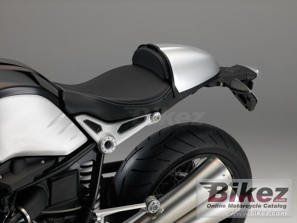 BMW R nine T