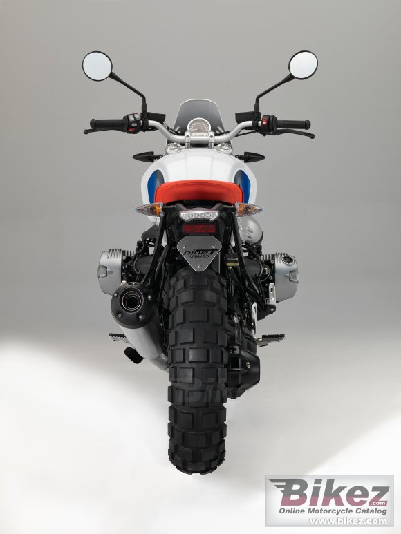 BMW R nineT