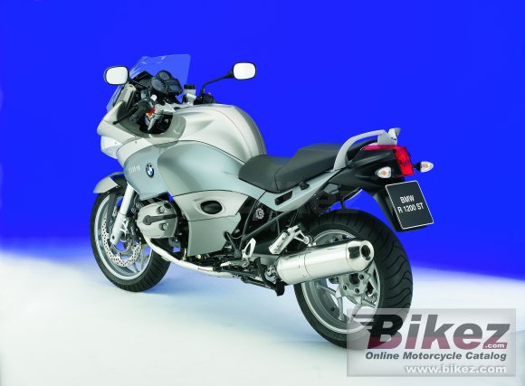 BMW R1200ST