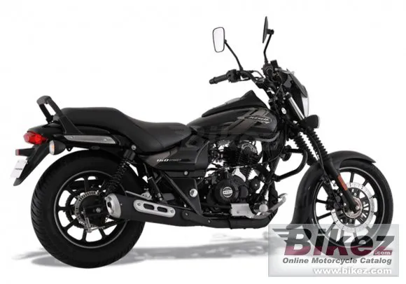 Bajaj Avenger 160 Street