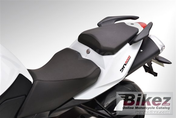 Benelli BN 600 R