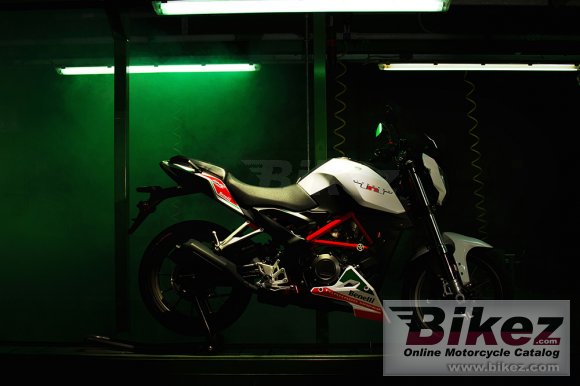 Benelli TNT 25