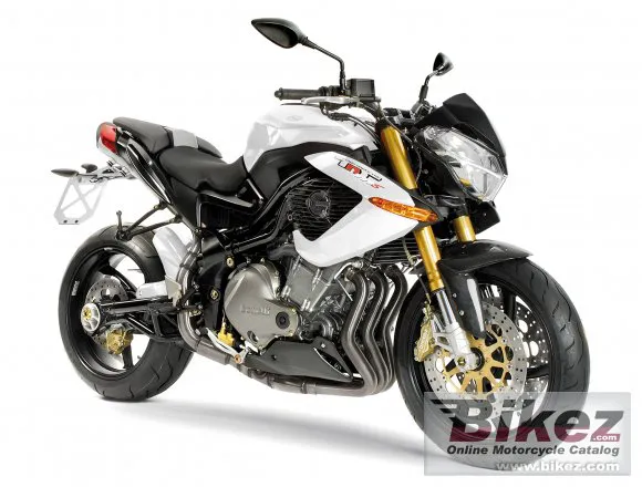 Benelli TNT 899S