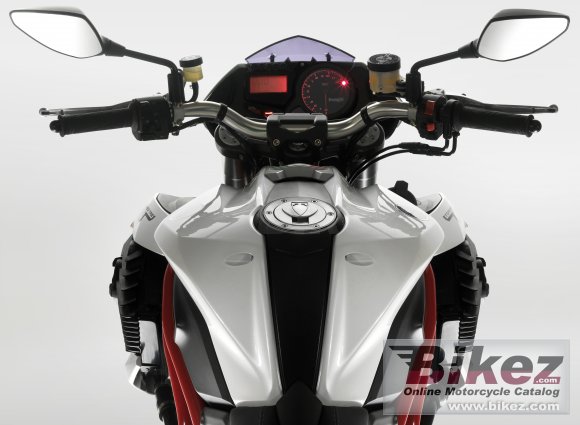 Benelli TNT R