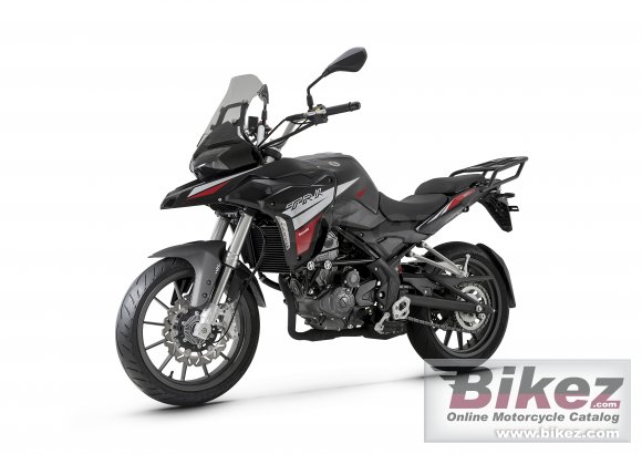 Benelli TRK 125