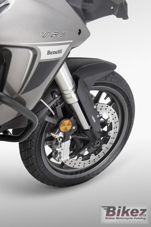 Benelli TRK 502