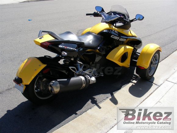 Can-Am Spyder Roadster