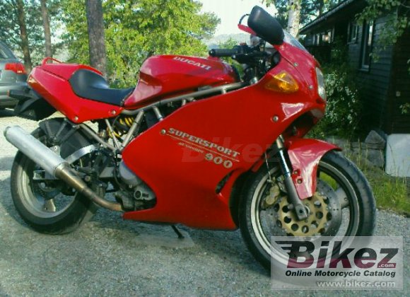 Ducati 900 SS