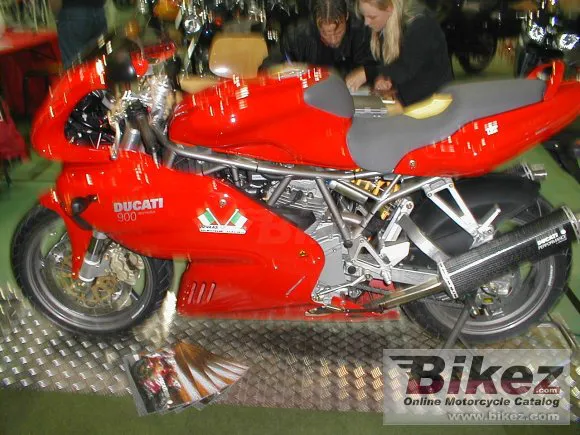 Ducati 900 SS Carenata