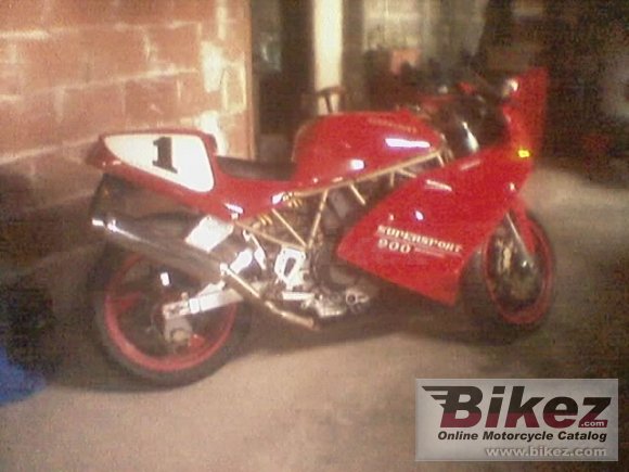 Ducati 900 SS FE