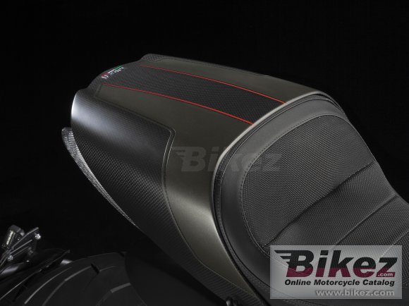 Ducati Diavel Carbon