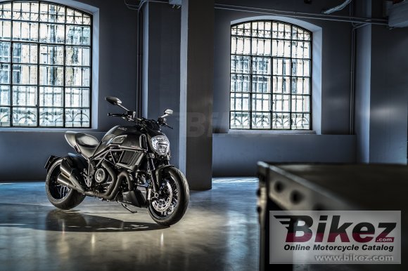 Ducati Diavel Carbon