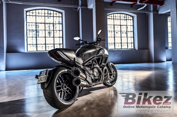 Ducati Diavel Carbon