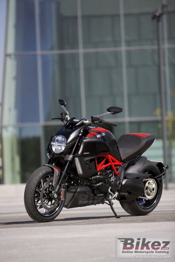 Ducati Diavel Carbon