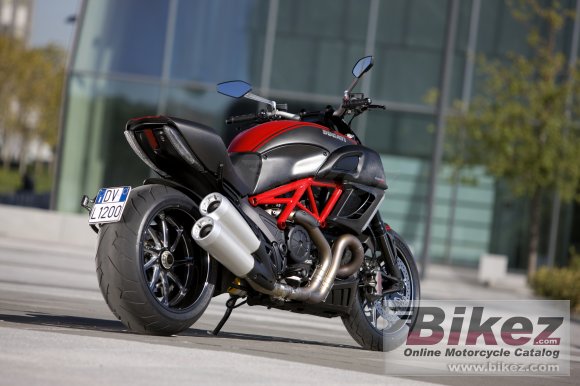 Ducati Diavel Carbon