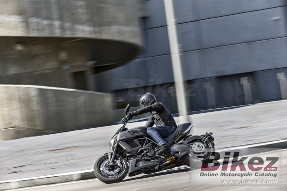 Ducati Diavel Carbon