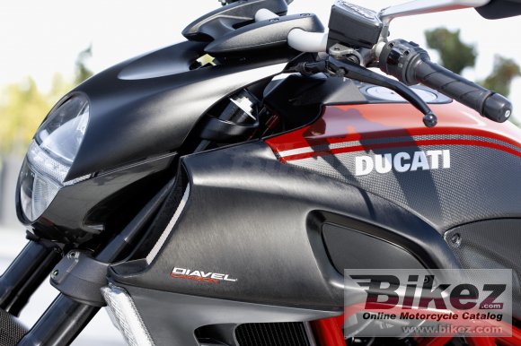 Ducati Diavel Carbon