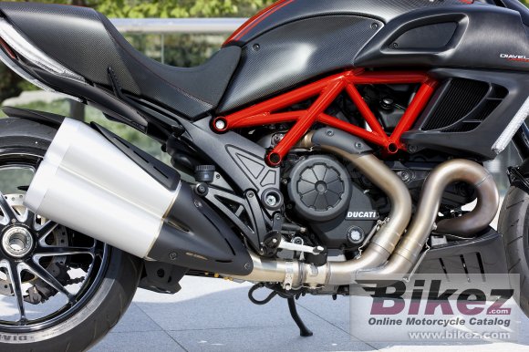 Ducati Diavel Carbon