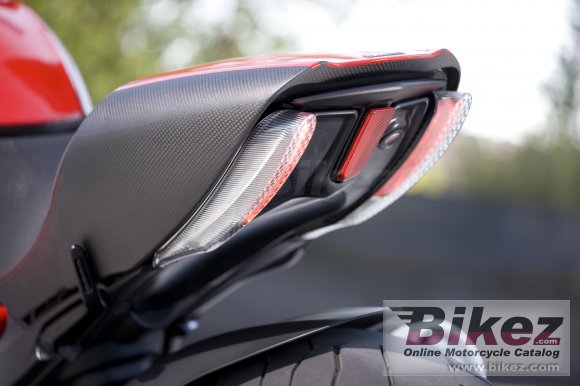 Ducati Diavel Carbon