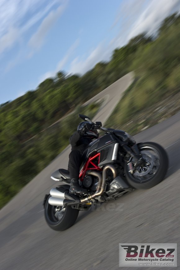 Ducati Diavel Carbon