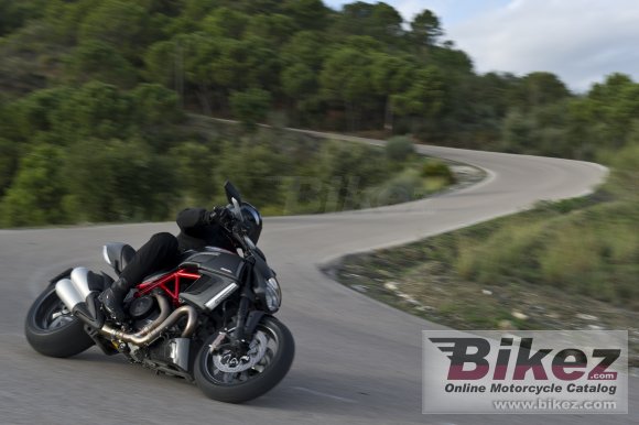 Ducati Diavel Carbon