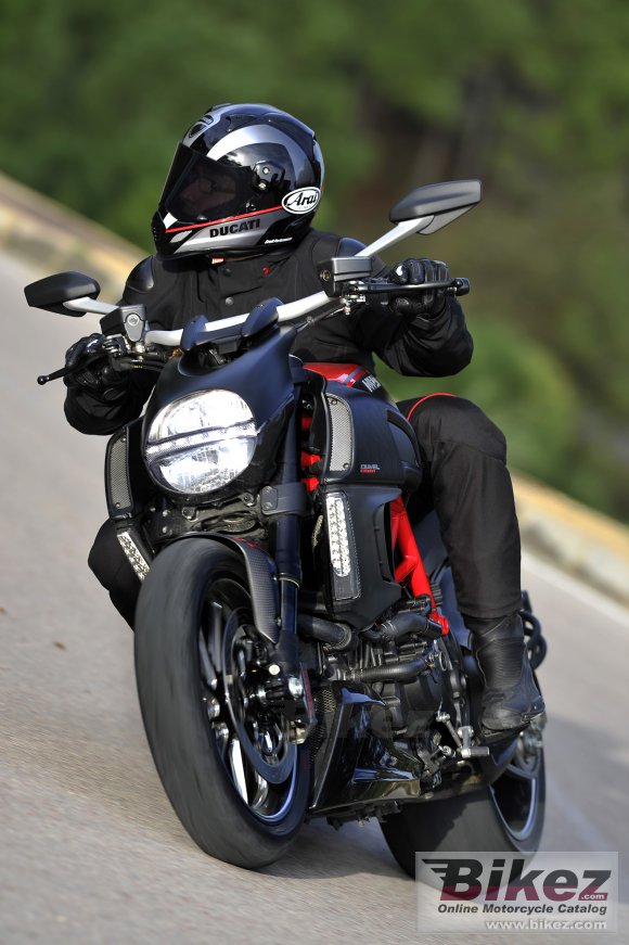 Ducati Diavel Carbon