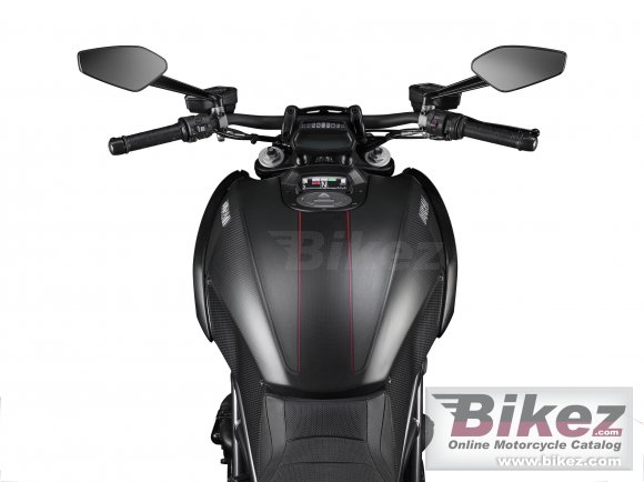 Ducati Diavel Carbon