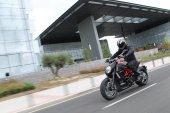 Ducati_Diavel_Carbon_2011